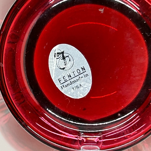 Fenton, Vase, Cranberry Glass. - Picture 4 of 7